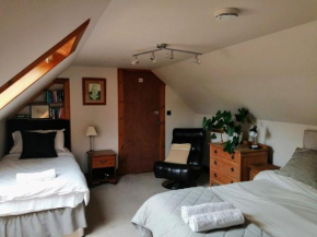 Nest Holiday Home Central Callander, Trossachs Self-catering